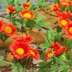 185cm Silk Daisy Vine with Flexible Stems for Vertical Garden and Wall Hanging