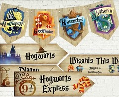 School of Magic Wizards Party Bunting & 4 Decoration Arrow Signs