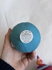 Blue clown Surprise Ball From Topps Malibu 12 Prizes Hidden Inside