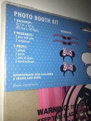 Disney Minnie Mouse Photo Booth Kit 1 Backdrop 4 Wearables 5 Props New