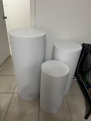Renta Set Incluye, Diseño Personalizado , Cilindro Y Base Circular Backdrop