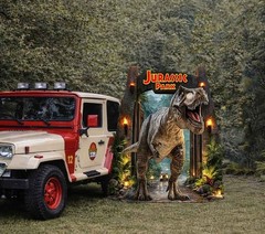 Jurassic Dinosaur T-Rex Gate 8ft Life Size Cardboard Cutout Standee