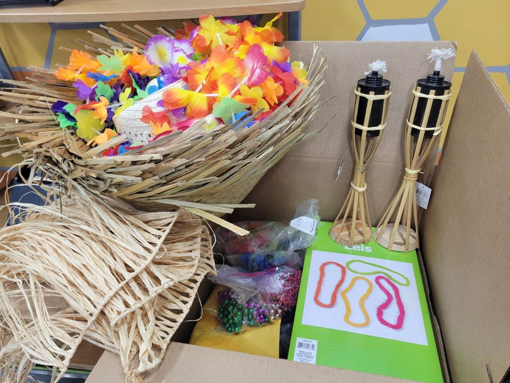 Luau Party Pack