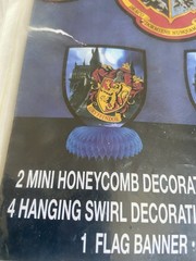 Harry Potter Hogwarts 7pc Mini Honeycomb Party Birthday Decoration Supply Kit