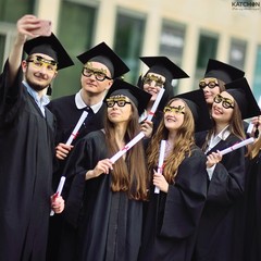 Glitter Graduation Glasses 2026 – Pack of 12 | Graduation Photo Booth Props 2026