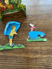 VINTAGE HALLMARK Winnie The Pooh CENTERPIECE