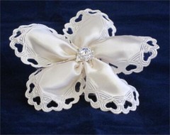 Furlani Satin Confetti Flower Ribbon Heart Design confetti holder White #H400-13