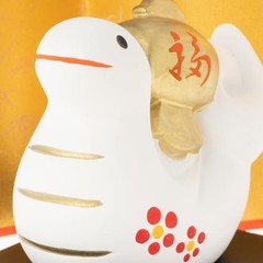 Seto Togei 2025 Zodiac Figurine Compact Snake Ornament New Year’s Decoration