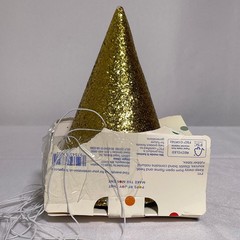 Spritz Gold Glitter Party Hats 10 Count Elastic Band Ages 3+ NEW