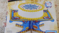 New Wilton SPIDER-MAN Birthday PARTY DECORATION CAKE Platform STAND FUN & COOL!
