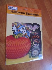 11.5″ Halloween Centerpiece Decoration Vintage 1992 Paper Fantasies NOS Denmark