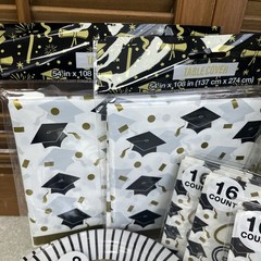 Gold White & Black Graduation-Napkins, Plates, Table Cloths & Balloon Holders