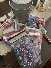 July 4th Lot : Party Bundle Ice Bucket Table Cloth , Serving And Decor. ( New )