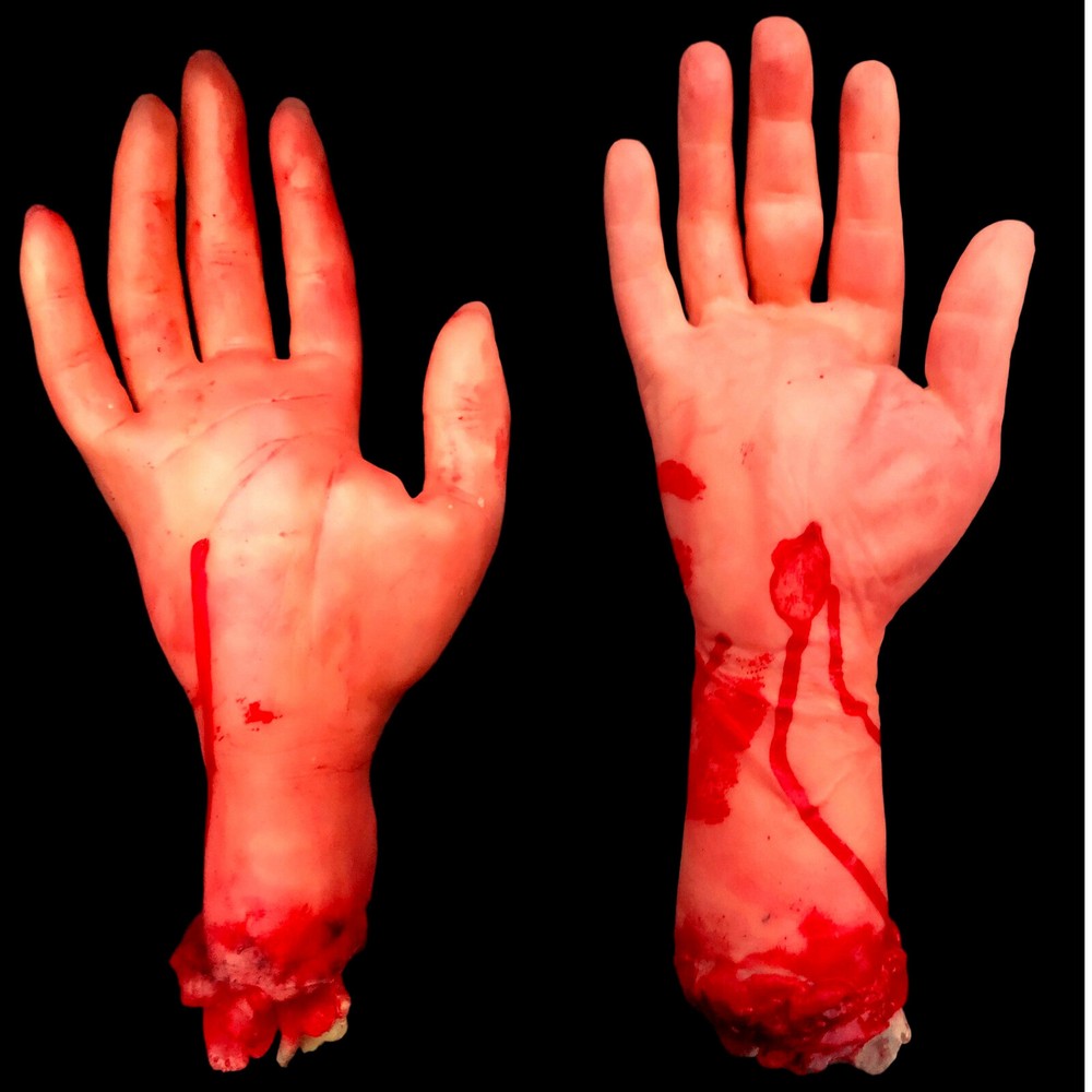 2X Realistic Severed Bloody Rubber Hand Fake Hand Prop Halloween Decor Bloody
