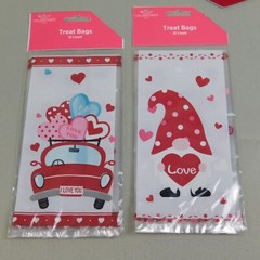 130pc Classroom Valentine’s Day Party Lot Crayons Treat Bags Activities #9450