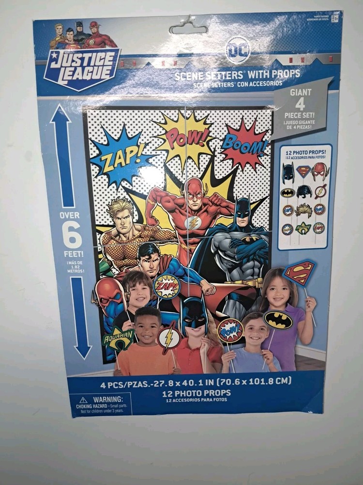 Justice League DC Scene Setters with Props Wall Decoration Party Birthday Kit