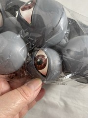 8 Count Eyeball Orbs Halloween Table Scatters Prop Creepy Haunted House Decor