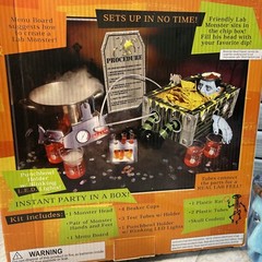 Halloween Mad Lab Party Kit Instant Party In A Box Open Box