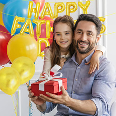 16 Inches HAPPY FATHER’S DAY Letter Balloon Banner with Star and Latex Balloons
