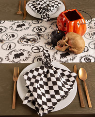 Halloween Party Tabletop Decor, Reusable & Machine Washable Cotton Fabric, Table