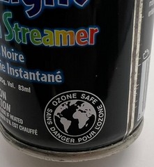 Rubies Black Light Instant Fun Spray String Streamers – Three Cans – 3 oz