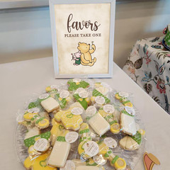 Winnie Bear Baby Shower Decorations, Table Sign/Gender Reveal/Birthday Party Tab