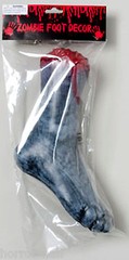LifeSize Body Part Bloody Grey Rotting SEVERED ZOMBIE FOOT Halloween Horror Prop