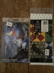HARRY POTTER 8 photo props & Plastic Table Cover birthday party Decorations
