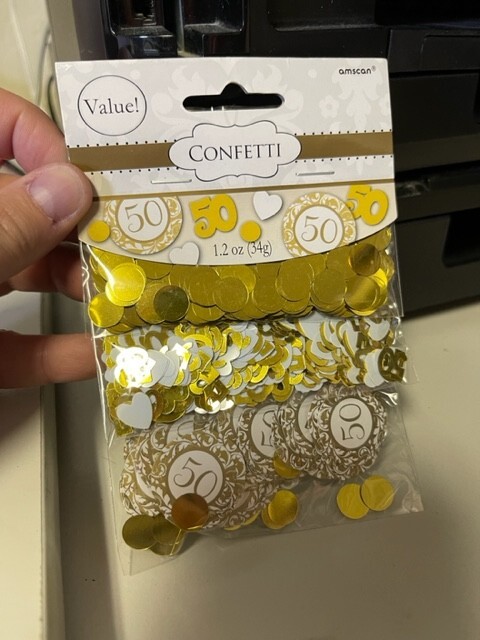 Amscan Gold 50th Year Anniversary Confetti Pack, 1 pack 1.2oz. Party Decoration