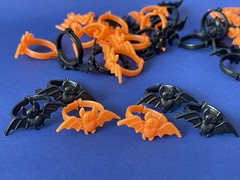 150 pcs Halloween Bat Ring, Orange/Black, Party Favors, Trick or Treat Giveaway
