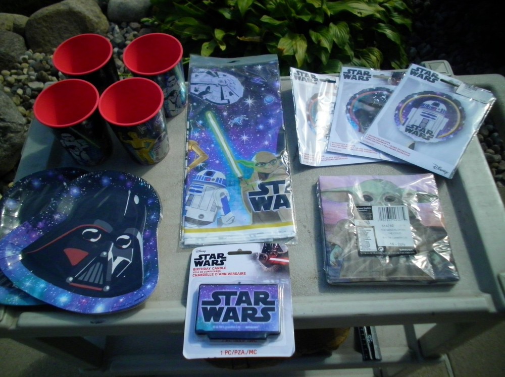 Star Wars Party Bundle – Candles, Cups, Plates, Napkins, Table Cloth, Balloons