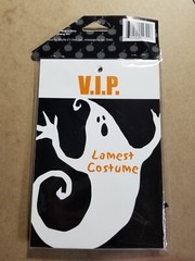 Halloween Costume Awards VIP 6 Count Pack New Paper with Hanging Ribbon Ghost