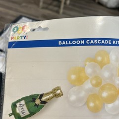 LARGE 32-Balloon Cascade Kit CHEERS 321 Party! 31-inch Foil Balloon & 32 Asst