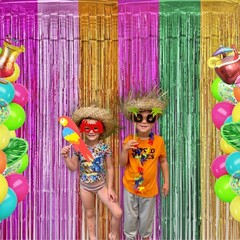 Hawaiian Luau Party Decorations, 2 Pack 3.28 x 6.56 Ft Foil Fringe Curtains