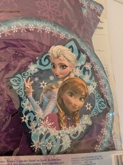 Disney Frozen Elsa & Anna Cupcake Cardboard Stand New & Sealed by Wilton