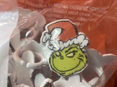 DecoPac. How The Grinch Stole Christmas Cupcake Rings 72 ct Cake Decorations