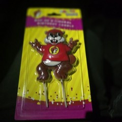 NEW Buc-ee’s Beaver Figural Cake Candle And Mylar Beaver Balloon Bundle