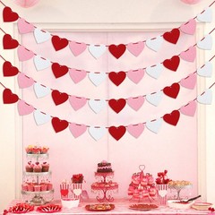 Felt Heart Garland Banner, Pre-Strung | 4 Count (Pack of 1), Red, Pink, White