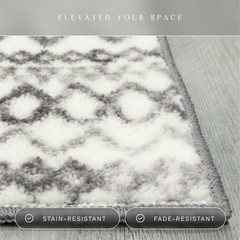 Maples Rugs Diamond Distressed Moroccan Runner 2′ x 6′ (Runner), Ivory/Grey