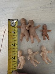1.25 Inch Miniature Plastic Babies Bulk 7 Pieces