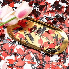 Red and Black Graduation Confetti 2026, 1000 Pcs Class of 2026 Table Centerpiece