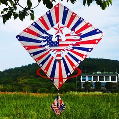 Patriotic Eagle Flag Wind Spinner – Stunning 3D Outdoor Decoration for Holidays