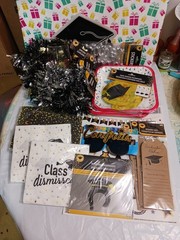 Graduation Party Supplies. plates, napkins, garland decorations, wishes, glass +
