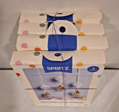 SPRITZ HONEYCOMB REUSABLE DECOR FOR PARTIES 4 BOXES 12 DECORS TOTAL BRAND NEW