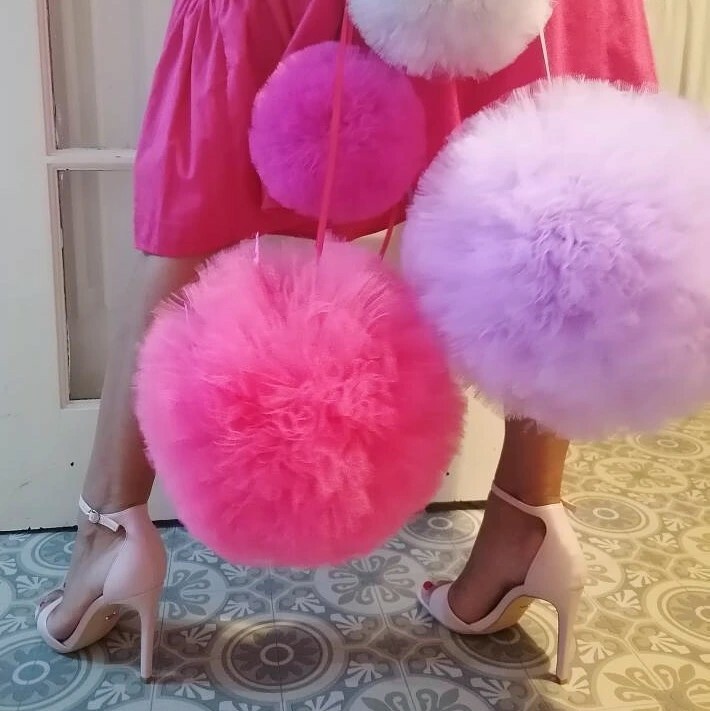 set of 3 hand made pretty tulle pom poms (send me numer of Colour)