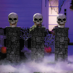 Light-Up Skull Pedestal Fence w/ Chains Halloween Yard Decoration 4 Ft. x 3 Ft.