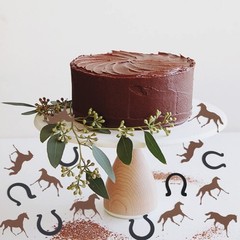 200Pcs Double-sided Brown Horse Paper Confetti Horse’s Hoof Horses Party Conf…