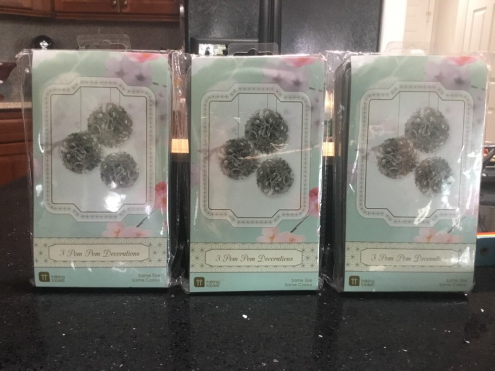 TALKING TABLES ~9 Large Silver Tissue Paper Pom Pom Decorations ~ 15″ Balls NIP