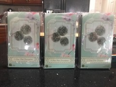 TALKING TABLES ~9 Large Silver Tissue Paper Pom Pom Decorations ~ 15″ Balls NIP