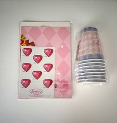 NEW IN PACK STRAWBERRY SHORTCAKE PARTY LOT- CUPS, PARTY GAMES- 2006